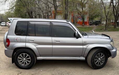 Mitsubishi Pajero iO, 2003 год, 650 000 рублей, 3 фотография