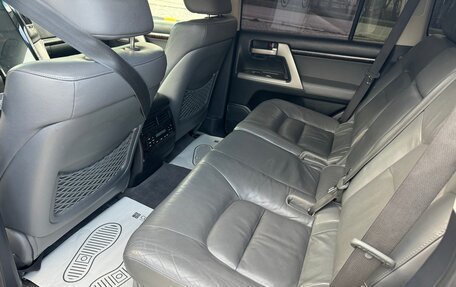 Toyota Land Cruiser 200, 2008 год, 2 770 000 рублей, 6 фотография