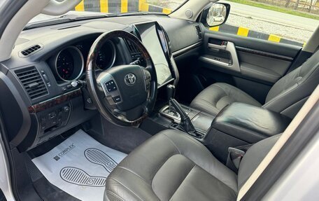Toyota Land Cruiser 200, 2008 год, 2 770 000 рублей, 4 фотография
