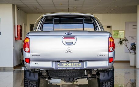 Mitsubishi L200 IV рестайлинг, 2012 год, 1 698 000 рублей, 6 фотография