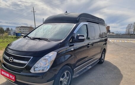 Hyundai Grand Starex Grand Starex I рестайлинг 2, 2012 год, 2 500 000 рублей, 2 фотография