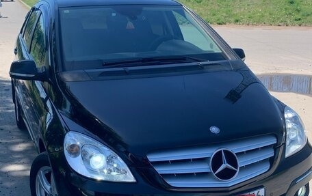 Mercedes-Benz B-Класс, 2010 год, 1 020 000 рублей, 4 фотография