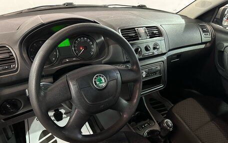 Skoda Fabia II, 2010 год, 547 000 рублей, 5 фотография