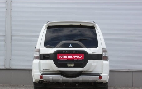 Mitsubishi Pajero IV, 2015 год, 1 790 000 рублей, 4 фотография