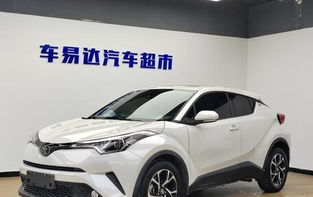Toyota C-HR I рестайлинг, 2021 год, 1 893 000 рублей, 2 фотография