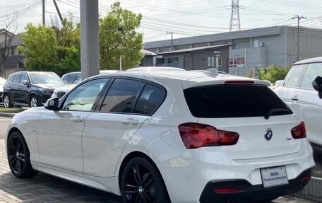 BMW 1 серия, 2018 год, 1 350 000 рублей, 7 фотография