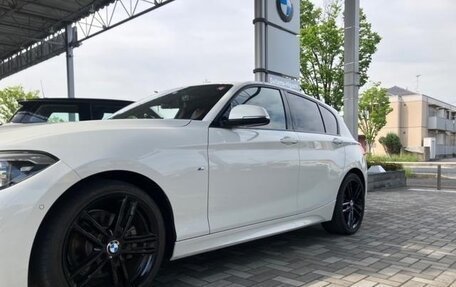 BMW 1 серия, 2018 год, 1 350 000 рублей, 10 фотография