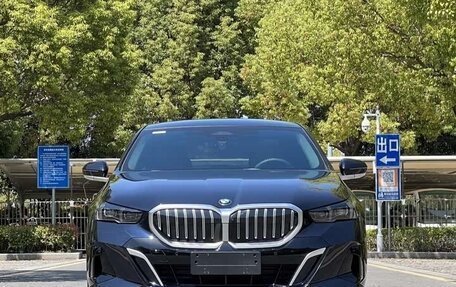 BMW 5 серия, 2025 год, 6 500 000 рублей, 3 фотография