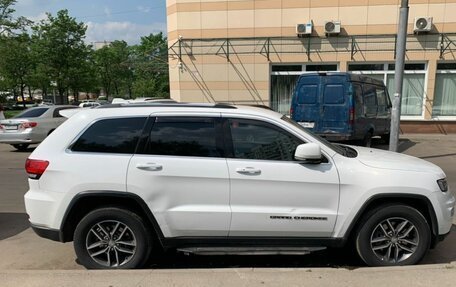 Jeep Grand Cherokee, 2018 год, 3 200 000 рублей, 2 фотография