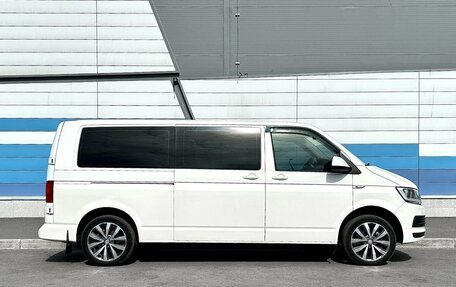 Volkswagen Caravelle T6 рестайлинг, 2016 год, 2 550 000 рублей, 4 фотография