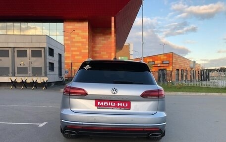 Volkswagen Touareg III, 2018 год, 5 300 000 рублей, 4 фотография