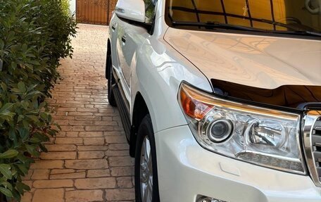 Toyota Land Cruiser 200, 2012 год, 4 150 000 рублей, 2 фотография