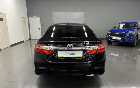 Toyota Camry, 2011 год, 1 545 000 рублей, 6 фотография