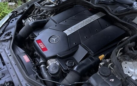 Mercedes-Benz CLS, 2004 год, 1 800 000 рублей, 4 фотография