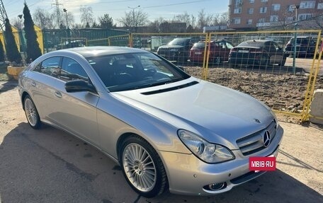 Mercedes-Benz CLS, 2004 год, 1 800 000 рублей, 3 фотография
