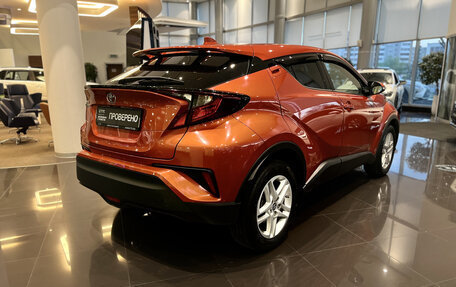 Toyota C-HR I рестайлинг, 2019 год, 2 583 000 рублей, 6 фотография