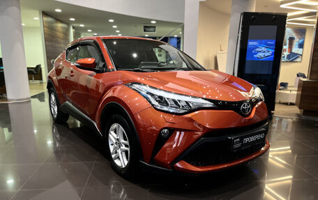 Toyota C-HR I рестайлинг, 2019 год, 2 583 000 рублей, 3 фотография