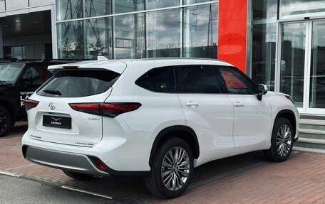 Toyota Highlander, 2025 год, 5 950 000 рублей, 5 фотография