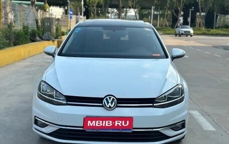 Volkswagen Golf VII, 2020 год, 1 300 000 рублей, 2 фотография