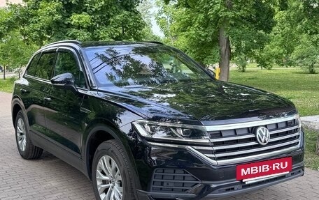 Volkswagen Touareg III, 2018 год, 4 990 000 рублей, 3 фотография