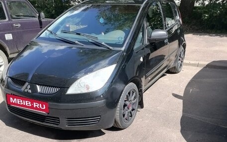 Mitsubishi Colt VI рестайлинг, 2005 год, 350 000 рублей, 2 фотография