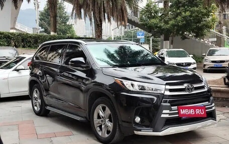 Toyota Highlander III, 2020 год, 2 530 000 рублей, 3 фотография