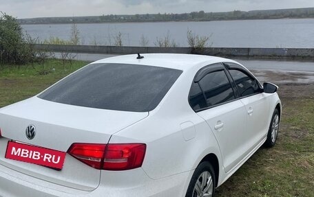 Volkswagen Jetta VI, 2015 год, 950 000 рублей, 4 фотография