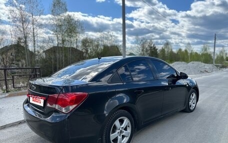 Chevrolet Cruze II, 2010 год, 550 000 рублей, 7 фотография