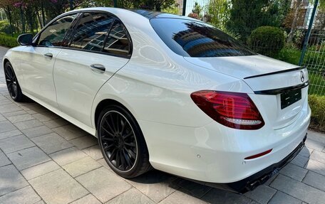 Mercedes-Benz E-Класс, 2018 год, 5 500 000 рублей, 5 фотография