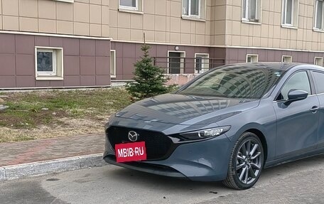Mazda 3, 2019 год, 1 800 000 рублей, 2 фотография