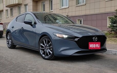 Mazda 3, 2019 год, 1 800 000 рублей, 4 фотография
