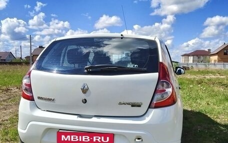 Renault Sandero I, 2014 год, 660 000 рублей, 3 фотография