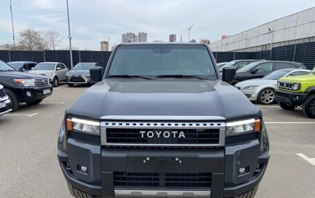 Toyota Land Cruiser Prado, 2024 год, 8 380 000 рублей, 3 фотография
