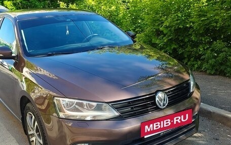 Volkswagen Jetta VI, 2014 год, 1 200 000 рублей, 2 фотография