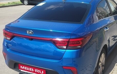 KIA Rio IV, 2018 год, 1 250 000 рублей, 2 фотография
