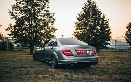 Mercedes-Benz C-Класс, 2012 год, 1 650 000 рублей, 3 фотография