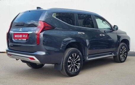 Mitsubishi Pajero Sport III рестайлинг, 2022 год, 4 600 000 рублей, 5 фотография