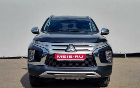 Mitsubishi Pajero Sport III рестайлинг, 2022 год, 4 600 000 рублей, 2 фотография
