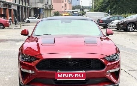 Ford Mustang VI рестайлинг, 2021 год, 2 930 400 рублей, 2 фотография