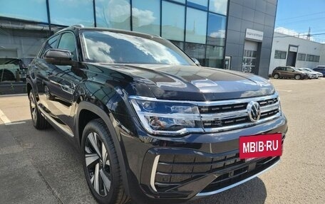 Volkswagen Teramont I, 2023 год, 7 300 000 рублей, 2 фотография