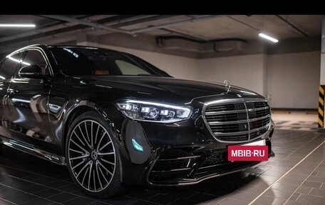 Mercedes-Benz S-Класс, 2023 год, 21 000 000 рублей, 4 фотография
