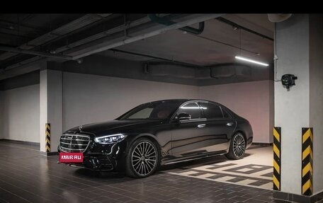 Mercedes-Benz S-Класс, 2023 год, 21 000 000 рублей, 3 фотография
