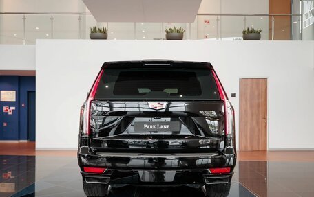 Cadillac Escalade V, 2022 год, 12 850 000 рублей, 4 фотография