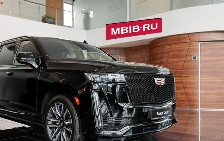 Cadillac Escalade V, 2022 год, 12 850 000 рублей, 6 фотография