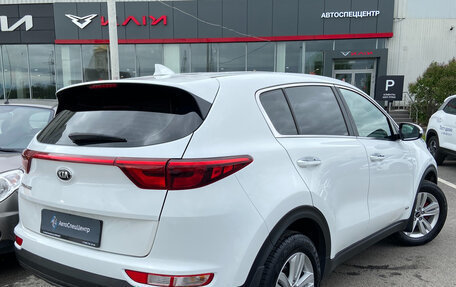KIA Sportage IV рестайлинг, 2017 год, 1 748 000 рублей, 2 фотография