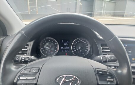 Hyundai Elantra VI рестайлинг, 2019 год, 1 700 000 рублей, 4 фотография
