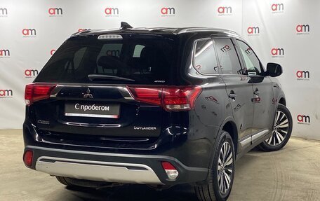 Mitsubishi Outlander III рестайлинг 3, 2019 год, 1 849 000 рублей, 4 фотография