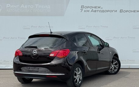 Opel Astra J, 2013 год, 943 000 рублей, 2 фотография