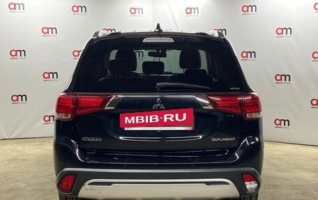 Mitsubishi Outlander III рестайлинг 3, 2019 год, 1 849 000 рублей, 5 фотография
