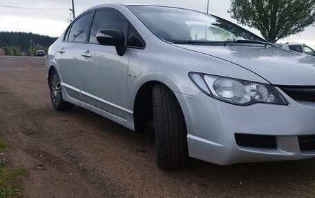 Honda Civic VIII, 2006 год, 580 000 рублей, 2 фотография